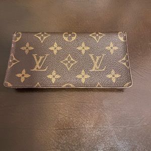 Louis Vuitton check book cover date code SDO959